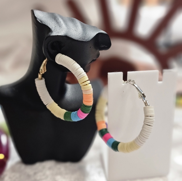 Heide bead loop earing - Picture 5 of 13